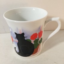 Queen&#39;s Fine Bone China Black CATS &amp; Red Flowers Coffee Cup/Mug England EUC - £14.93 GBP