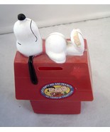 1966 Peanuts Snoopy Red Doghouse Plastic Coin Piggy Bank With Stopper Vintage - $9.99