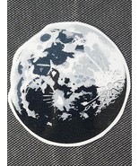 Moon Sticker - $31.27 MXN
