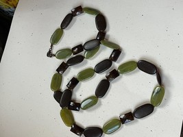 Long Flat Oval Green &amp; Brown &amp; Rectangle Plastic Bead Necklace – 35 inches long - £10.29 GBP