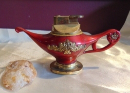 Vintage Red Enamel Genie Lamp Table Cigarette Lighter - £7.88 GBP