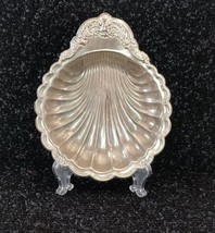 Silver-Colored Clam Bowl Candy Dish Scalloped Edge Trinket Dish Seashell 6.5x5.5 - £7.65 GBP