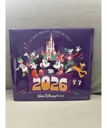 Disney Parks Mickey Mouse 2026 18 Month Calendar NEW - $501.20 MXN