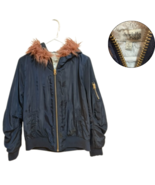 Charlotte Russe Navy Bomber Jacket w/ Faux Fur Hood Women’s Size L Excel... - €21,24 EUR