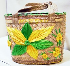 Vintage 1969 Nassau Bahamas Woven Straw Bag Clutch Bucket Purse Mini Tote - £19.16 GBP