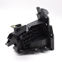 2020-2024 Mercedes GLE GLS Front Right Passenger Radiator Support Bracke... - $118.80