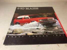 Vintage 1987 Chevrolet S-10 Blazer Truck Dealer Brochure - $13.99