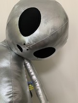 used My Neighbor&#39;s Alien Backpack Gray AMUSE Bag - $439.43 MXN