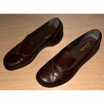 Clarks Womens Brown Leather Slip-on Loafer Size 7M Comfort Casual Office - £13.98 GBP