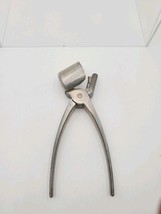 Vintage Texan Model The YORK Aluminum Nut Sheller San Angelo TX Pecan Cr... - $215.21 MXN