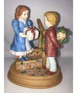 Avon Christmas Memories Series CELEBRATING THE JOY OF GIVING 1984 Figurine - £7.76 GBP