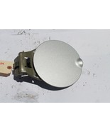 1999-2004 FORD MUSTANG V6 FUEL FILLER DOOR LID GAS TANK COVER K2723 - $82.01 CAD