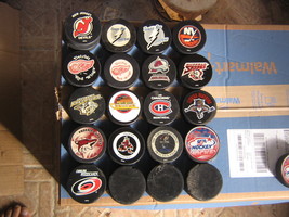 NHL Officially Licensed Hockey Pucks - £11.67 GBP