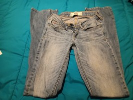 Hollister Jeans Women&#39;s 0R Medium Wash Denim Low-Rise Zip Fly Hipster (T... - $18.80