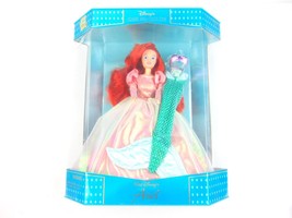 Disney&#39;s Classic Doll Collection Ariel - £79.52 GBP