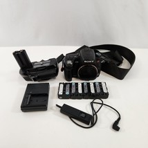 Sony A580 Alpha 16.2MP Digital SLR Camera Body Grip Strap Charger 4 Batt... - $435.37