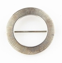 Argent Sterling Strié Broche Par Jewel Art 4.4 Grammes 31 MM Diamètre - $1,266.61 MXN
