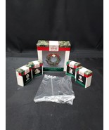 1990 Hallmark Little Frosty Friends Memory Wreath Christmas Ornaments Se... - $27.11 CAD