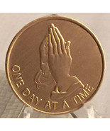 100 Praying Hands One Day At A Time Medallion Key Chain AA Chip Serenity... - $205.99