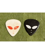 The EB3 Black &amp; White Guitar Pik Pick NEW - £7.66 GBP