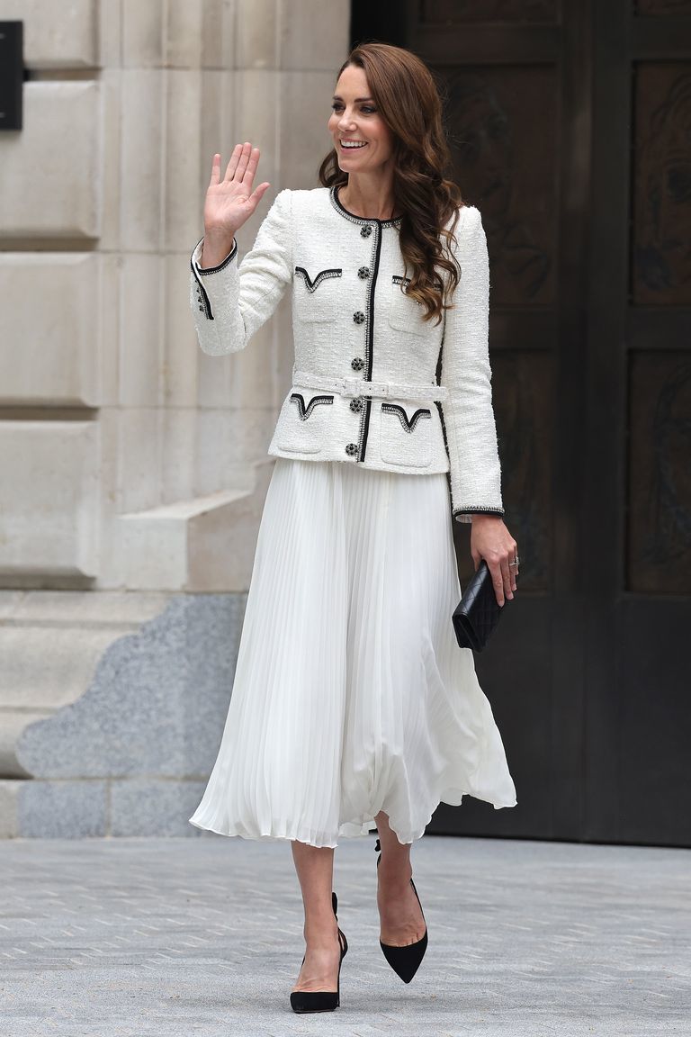 Kate Middleton Inspired Off White Tweed Belted Jacket & Pleated A-line Skirt Item image 2