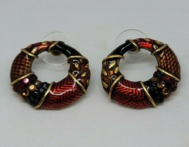 Chicos Round Rhinestone Earrings Textured Womens Red Signed Jewelry - £10.21 GBP