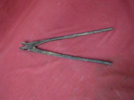 Vintage Handmade Blacksmith Metal Tongs #1 - £23.18 GBP