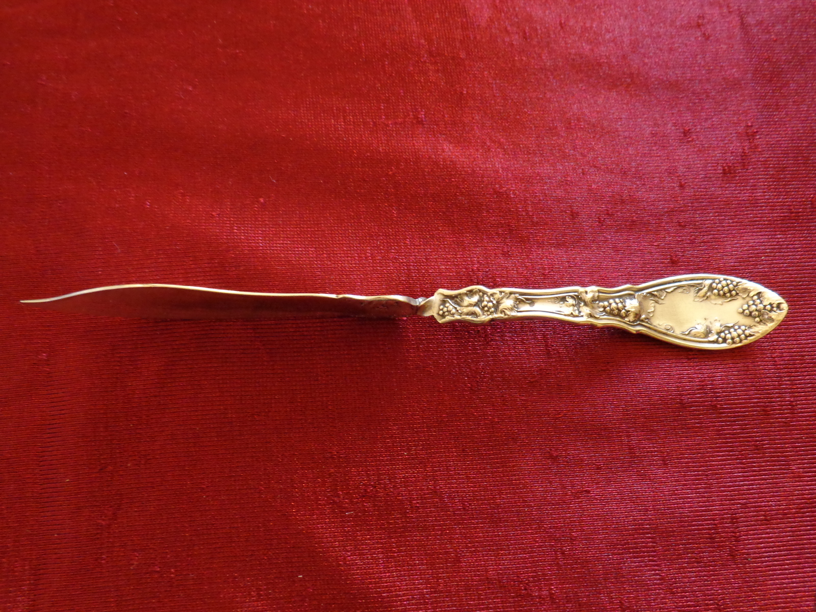 Vintage WM A. Rogers PAT. MCH.1.10. Butter Spreader. (#0798) - $19.99