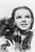 The Wizard Of Oz B&W Judy Garland Toto 18x24 Poster - $23.99