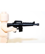 HGT M-16 Rifle Military Army Weapon Gun Rare Minifigures - $3.20