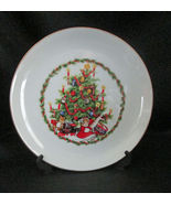 JASCO Christmas Plate 6 1/5&quot; Japan 22K Gold Edge Tree Gifts Red Green Po... - £12.70 GBP