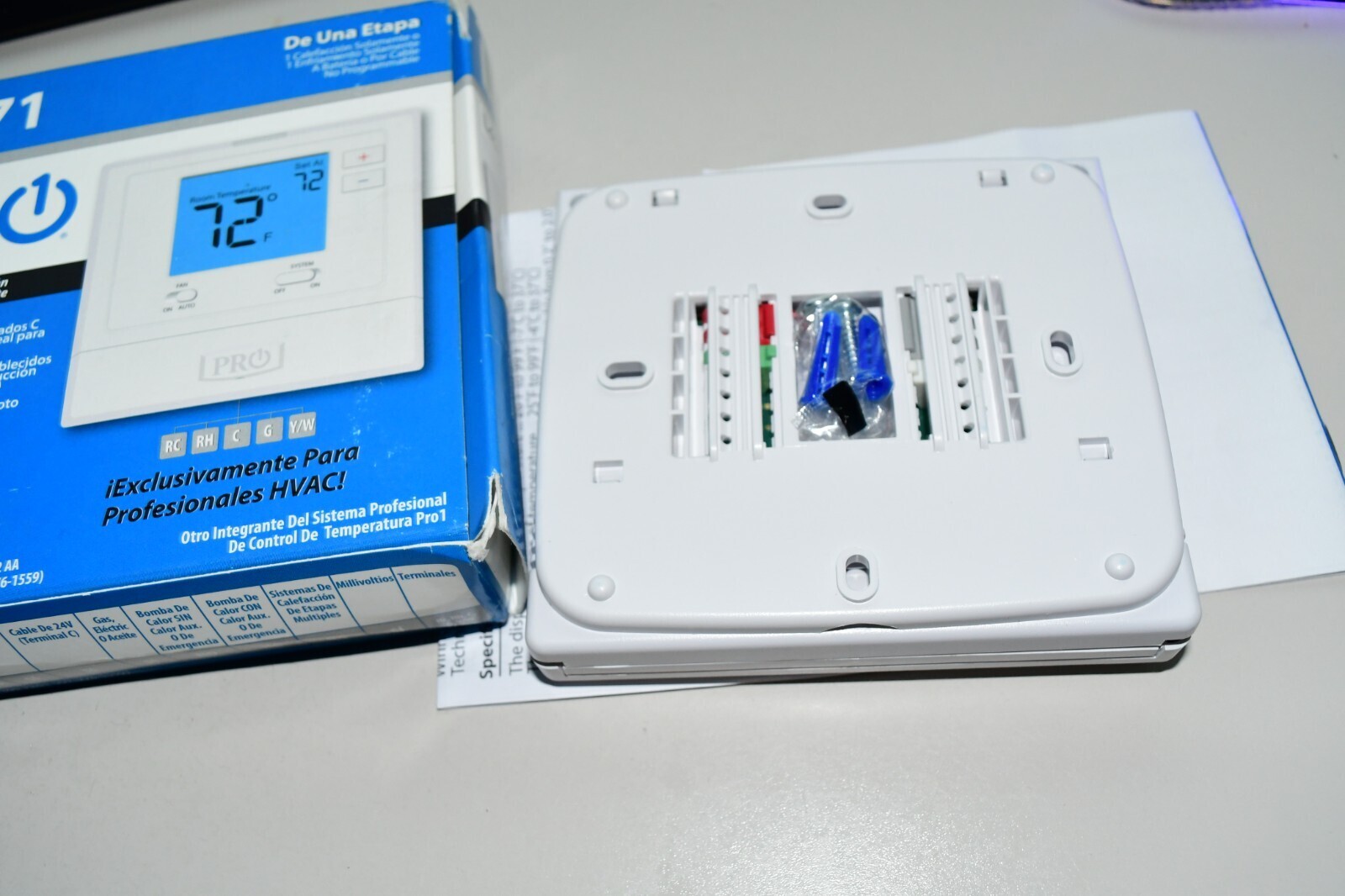 Pro1 IAQ T771 Non-Programmable Heat Only or Cool Only Thermostat Brand New w3c4 Item image 4