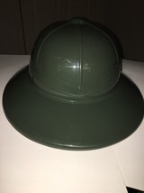 SALE VINTAGE SAFARI HAT Hard Plastic GREEN-NEW-VERY RARE / HARD TO FIND ... - £27.16 GBP