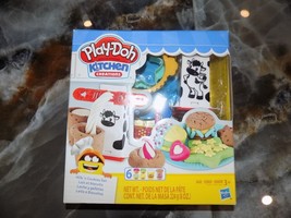Play-Doh Kitchen Creations Milk &amp; Cookies Set New NIB Hearts Stars Cow Milk NEW - £16.92 GBP
