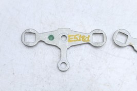 BMW N20B20 13647639994 FUEL INJECTOR BRACKETS PAIR E5181 image 2