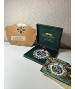 Longaberger Lot-1997’Hometown ChristmasCollectorsClubOrnament/BreadBaske... - $375.15 MXN