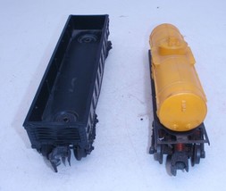 Lot Of 2 Lionel Train Cars - 1002 Gondola &amp; 6015 Tank Car - £11.87 GBP