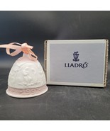Vintage Lladro 1991 Winter White Porcelain Ceramic Bell Christmas Tree O... - $13.56 CAD
