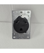 Leviton Single Straight Blade Outlet for RV Black 120V/30A NEMA TT-30R - $236.30 MXN