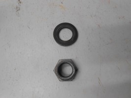 2004 Chevrolet Silverado 1500 Front Axle Outer Nut and Washer - $25.99