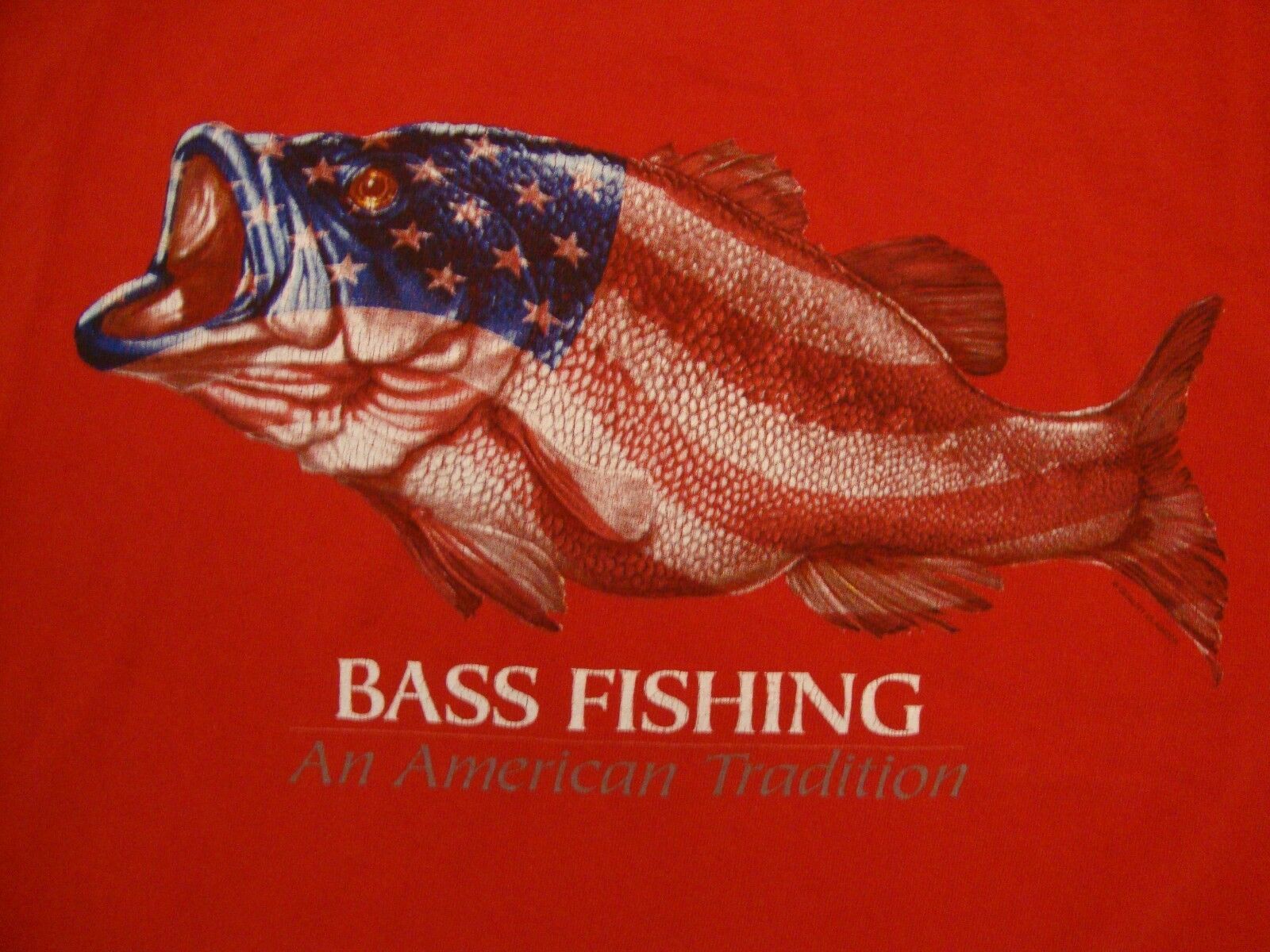 American Flag Bass Fishing An American Tradition Red T Shirt L - £15.66 GBP