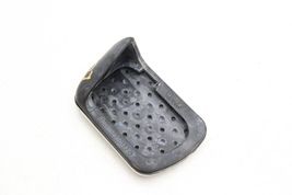 08-14 MERCEDES-BENZ W204 C300 BRAKE PEDAL PAD COVER E0661 image 7
