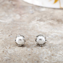 Flowered Pearl Stud Earrings - £6.24 GBP
