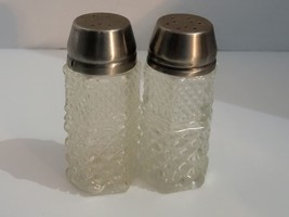 Vintage Anchor Hocking Wexford Salt And Pepper Shakers Clear Glass Diamo... - £6.43 GBP