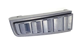 Left Upper Quarter Moulding OEM 2003 Hummer H2 - $32.30
