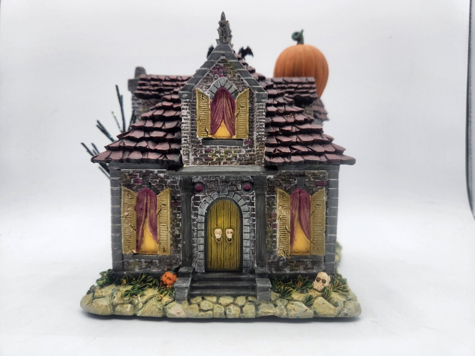 Hawthorne Village Munsters Marilyn's Bakery with COA Villages & Houses
