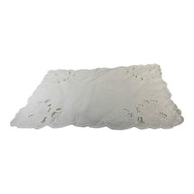 Vintage White Lace Table Set Table Runner and Place Mats  Victorian Cott... - £44.67 GBP