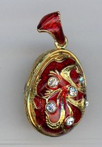 Russian Faux Egg Pendant w/clear crystals, gold swirls, Red and gold band - $697.95 MXN
