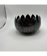 Silver Petal-Edged Bowl - $381.58 MXN