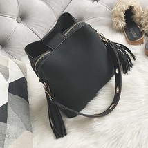 20221 New Fashion Scrub Women Bucket Bag Vintage Tassel Messenger Bag High Quali - £34.34 GBP